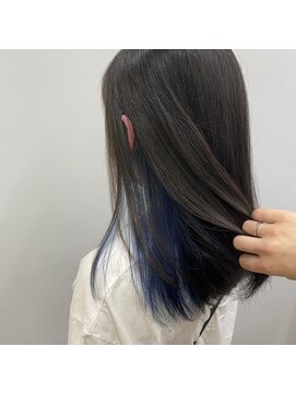 エイム ヘアメイク 横川店(eim HAIR MAKE) ロングヘア×ブルーインナー