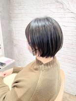 マカナ(makana)&nbsp;シンプルショートボブ