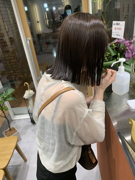 イオエ 梅田(ioe) 外ハネボブ /ミディアムストレート /ニュアンスカラー/髪質改善