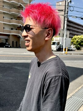 サロンドクロエ(Salon de Chloe) スパイキーショート__メンズショート__ブリーチカラー__ピンク色