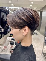 大人かわいい小顔ショートショートヘア30代40代50代白髪ぼかし