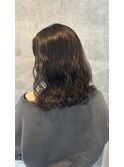 ミディアムパーマスタイル