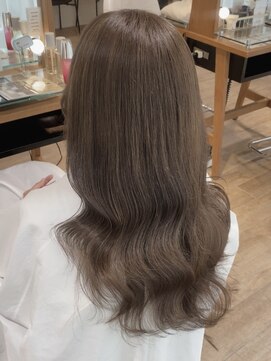 ジーナ 横浜(Zina) まろやかフォギーベージュ レイヤーロング