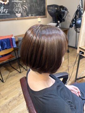 ココカラヘアー ニコ(cococara hair nico) ショートボブ/艶カラー