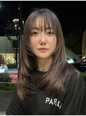 ミディアムレイヤーカットデザインカット顔まわりカット