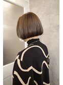 フレンチボブ  ブリーチなしの透明感カーキベージュ