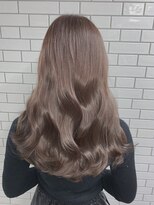 ジーナ 銀座(Zina)&nbsp;カーキグレージュ＊こなれヘア＊透明感＊丸型【Zina銀座】