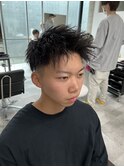 短髪×ツーブロック×アップバング