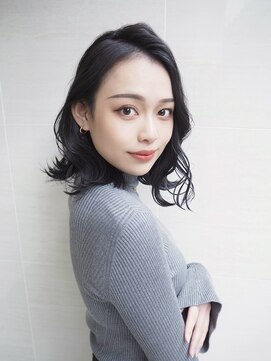 オーロ(ORO) 艶感溢れる大人女子パーマ