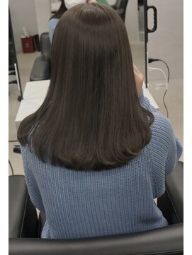 ネイヴィル 銀座(navile) 巻けるストレートとくすみグレージュ◎