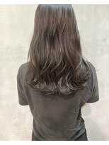 キチ(kichi.)&nbsp;[kichi.] セミロング×グレージュ