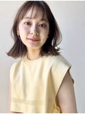 ピンクベージュ×小顔前髪×くびれレイヤー×艶髪ミディb