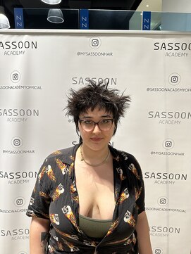 レイ 東戸塚店(Ley) スパイキーウルフ