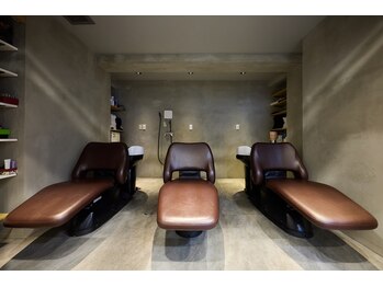 矢島美容室　荻窪店　【ヤジマビヨウシツ】