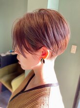 刈上げハンサムショートアプリコットオレンジ