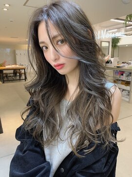 ブラン 栄(Blanc) 【Blanc】ハイライト_レイヤーカット_センターパート_ロング