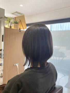 エル バイ ファースト(L by first) 【L by first】くびれ切りっぱなしミディアム