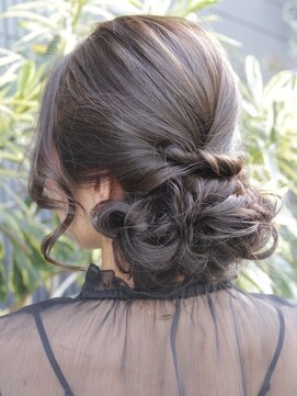 スリーナイン(THREE NINE) ヘアセット