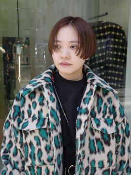 チカシツ(Chikashitsu) コンパクトショートヘア