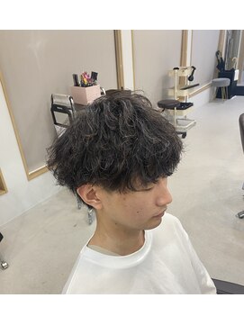 リタ(rita) シャドウパーマ