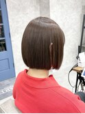 切りっぱなしボブ×ブラウンカラー