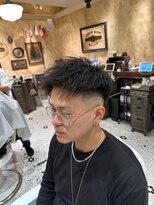 ルドローブラントオオサカ(LUDLOW BLUNT Osaka) 【LUDLOW BLUNT】スキンフェード ツーブロック