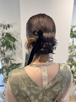 ケファ(Kepa)&nbsp;大人可愛いタイト×リボンシニヨン