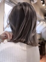 サイン 表参道(SIGN)&nbsp;グレージュカラー/ベージュカラー/ハイライト/白髪ぼかし/表参道