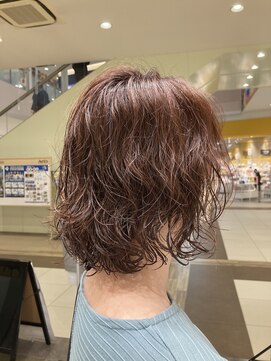 フラックス(FLAX) 逆巻きパーマ