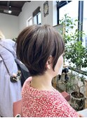 ショートボブ