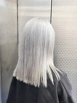 ファイブバイジエクト 堀江(FIVE by The Ect)&nbsp;ホワイトシルバーミディアム