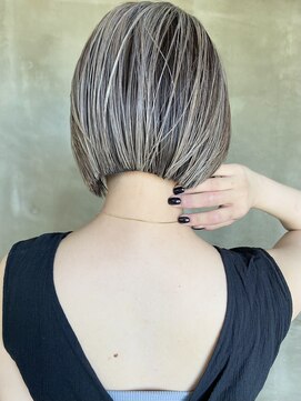 スニップ(Snip) 大人かわいい切りっぱなしボブミルクティーバレイヤージュ