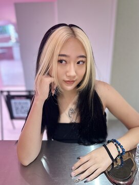 ダズリングディア(Dazzling Deer) フェイスフレーミング/抜きっぱなしブロンド