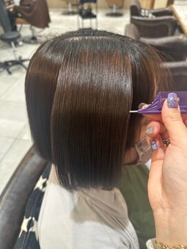 アース オーセンティック アクロスプラザ 与次郎店(EARTH Authentic) ツヤツヤ髪質改善ストレート