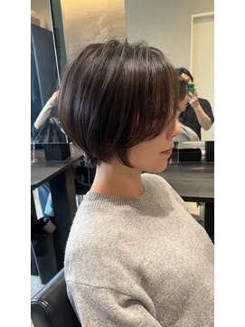 オクト(Octo) ショートボブ