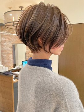 バンプ ギンザ(BUMP GINZA) 30代、40代/丸みくびれショートボブ×白髪染めハイライト/大宮