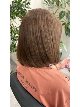 クム 横浜(qumu) 白髪ぼかし × ハイトーンボブ【神永】