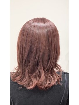 マル(maru。) ☆ミディアム、お洒落、ピンクブラウンカラー