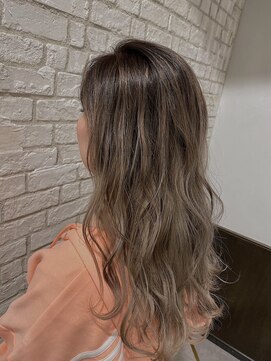 シェリアン 大井町(Chelien) ミルクティーカラー×バレイヤージュ　レーヤーカット☆CHELIEN