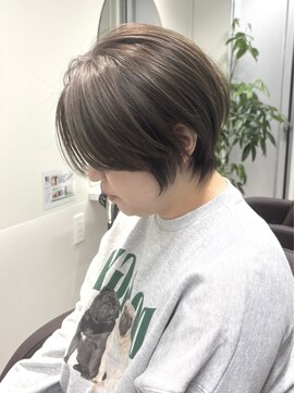 ジービージー前橋ミュグ(GBG前橋mugu) くびれショートボブ40代50代グレイカラー白髪染め白髪ぼかし