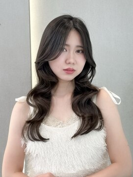 ロンドリゼル 札幌(Lond RiseL) ◯ オリーブグレー/韓国/レイヤーカット/髪質改善/縮毛矯正/札幌