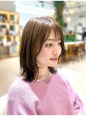 レイヤーボブミディ×明るめベージュ