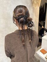 ヘアーメイクチック(HAIR MAKE CHiC)&nbsp;リボンアレンジ タイトヘアアレンジ お呼ばれヘア