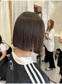 ミディアムヘア暗めカラーデザインカラーフェイスフレーミング
