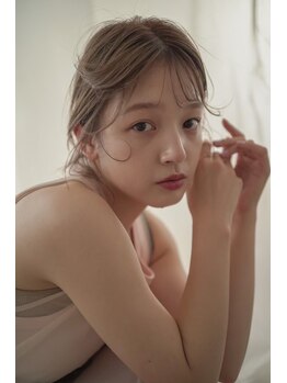 フリュ(Flux)の写真/オシャレな店内☆似合わせ×髪質改善×トレンドを叶え、あなたの理想のスタイルへ☆