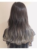 グレージュ×バレイヤージュ