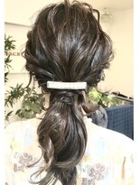 ヘアアンドメイクフリッシュ(HAIR&MAKE FRISCH) ポニーテールアレンジ