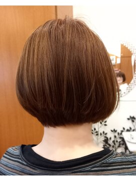 ショウズサロン(hair Sho's SALON) ショートボブ　襟足グラデーションスタイル