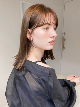 レア 表参道(L'ea) ミディアムヘア暗めカラーグランマッシュデザインカラー