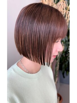 シー(The She's) bob×pink brown